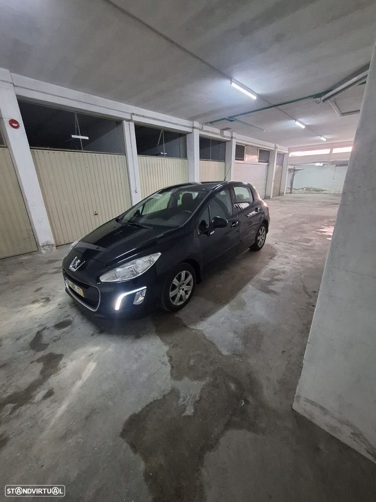 Peugeot 308 1.6 e-HDi Active - 2