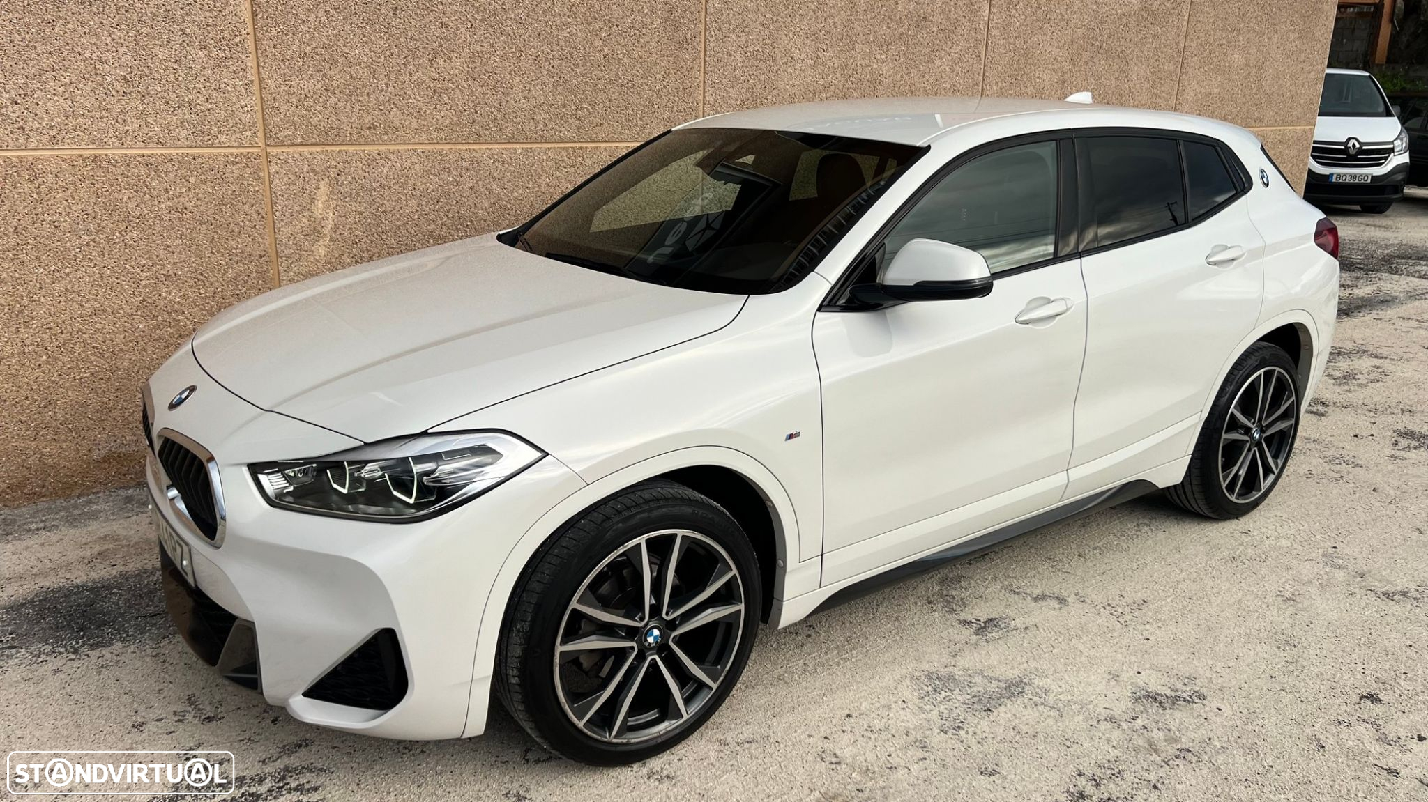 BMW X2 16 d sDrive Auto Pack 50 anos M - 14
