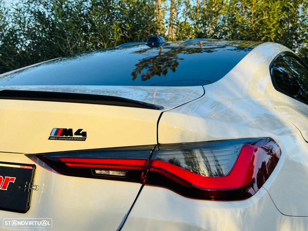 BMW M4 Competition xDrive - 17