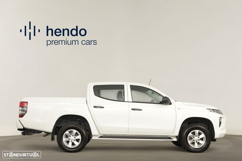 Mitsubishi l200 ver-2-3-di--d-strakar-space-cab-intense-4wd - 4