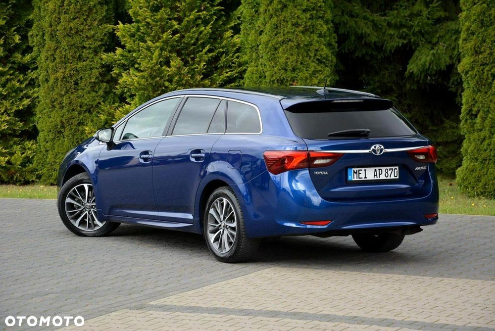 Toyota Avensis 1.8 Sol MS - 6