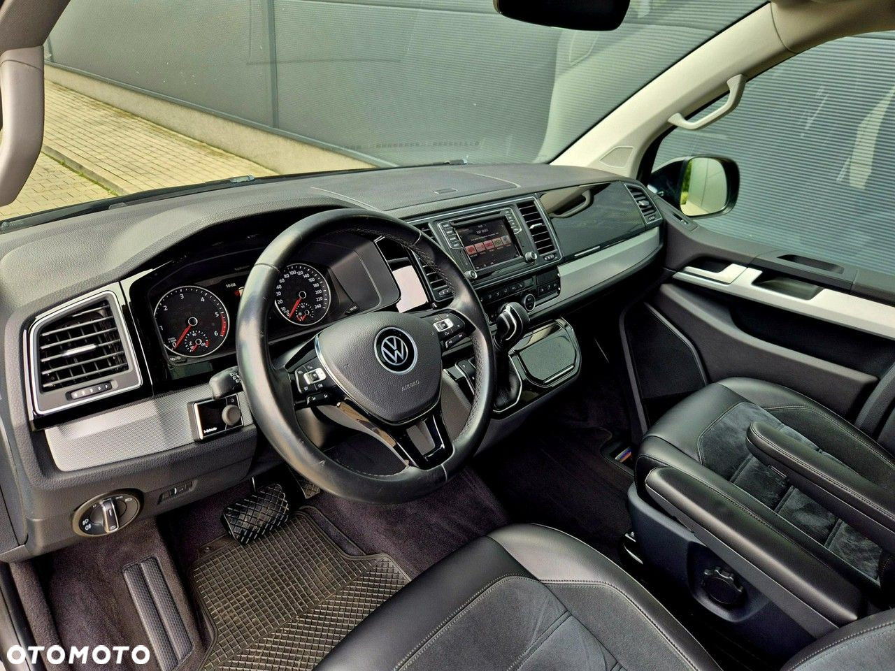 Volkswagen Multivan 2.0 BiTDI L1 Highline DSG - 6