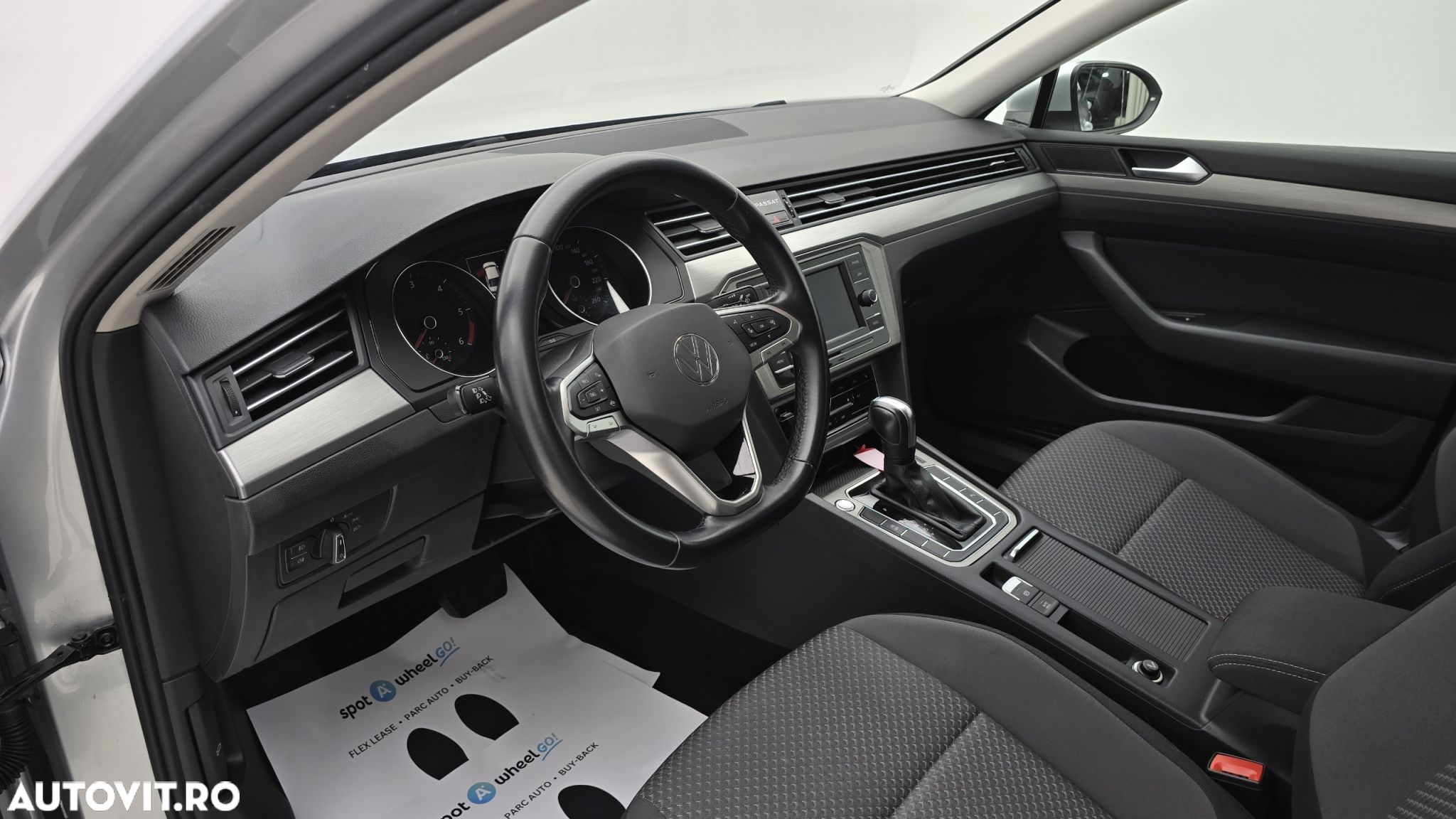 Volkswagen Passat 2.0 TDI DSG Advance - 13