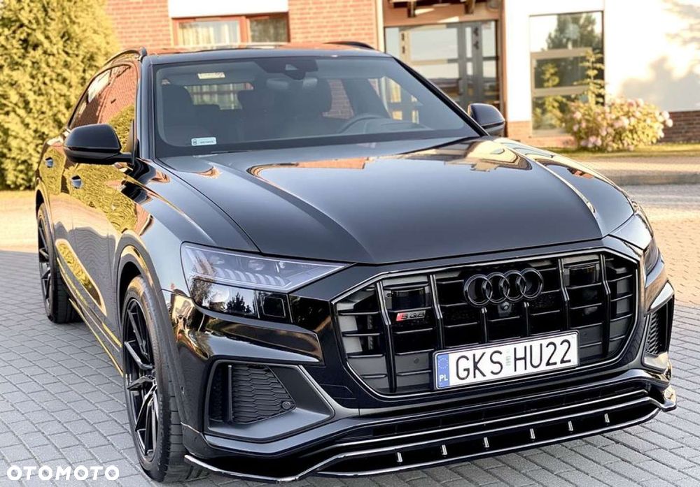 Audi Q8 - 12