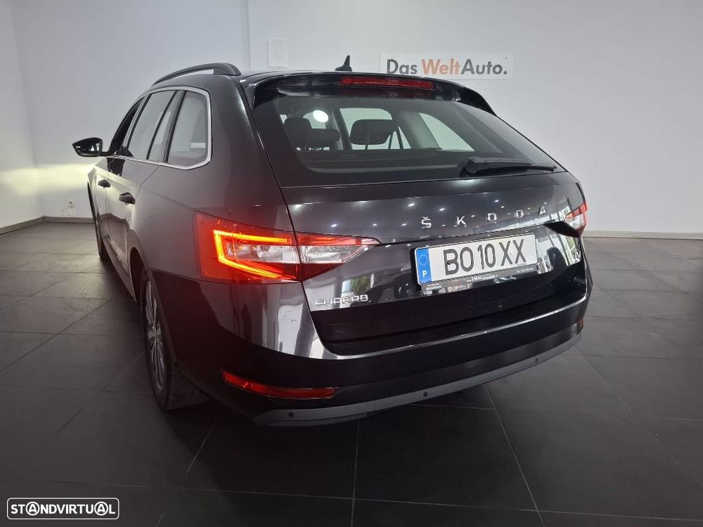 Skoda Superb Break - 9