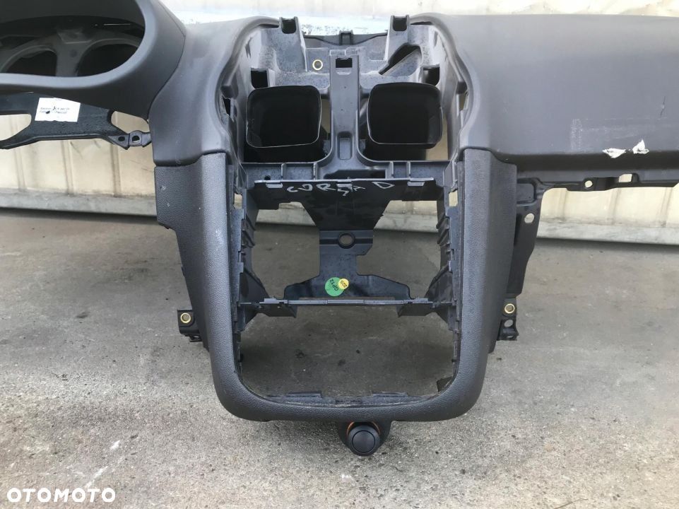 Deska rozdzielcza Opel Corsa D 06-14r. kokpit konsola - 5