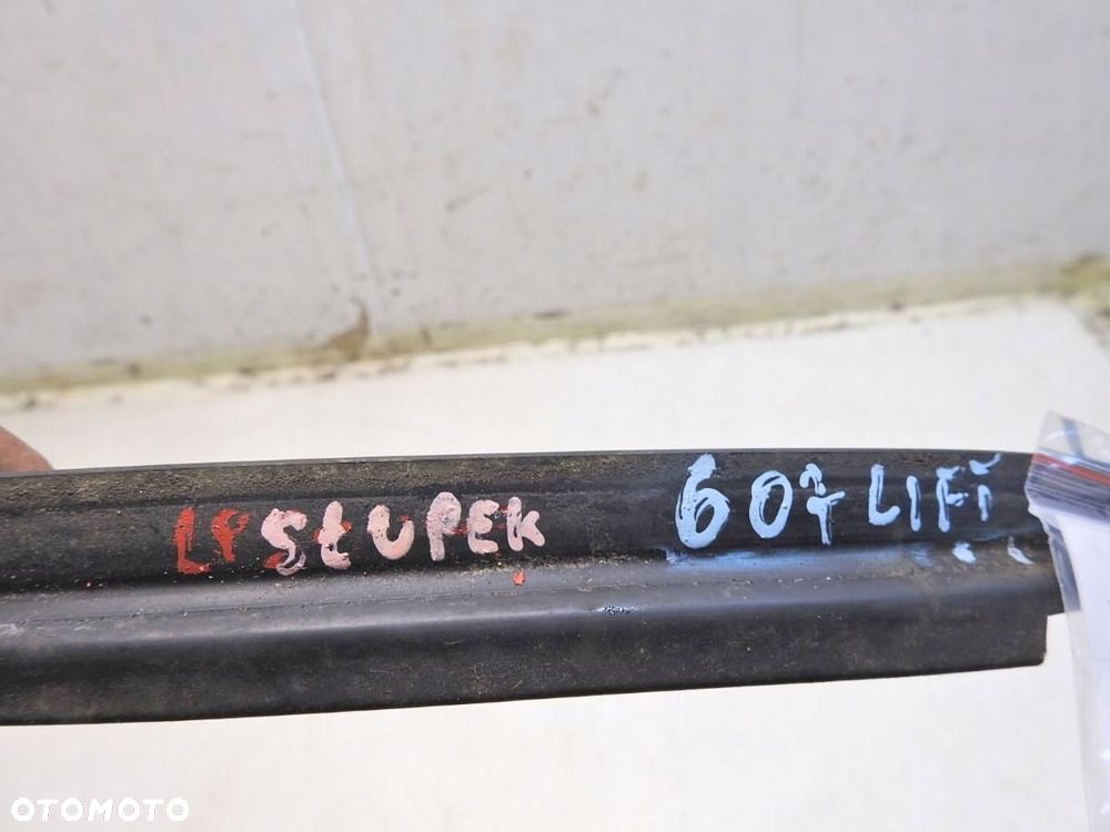 LISTWA USZCZELKA SZYBY CZOŁOWEJ LEWA PEUGEOT 607 LIFT 9633146880 9633146980 - 2