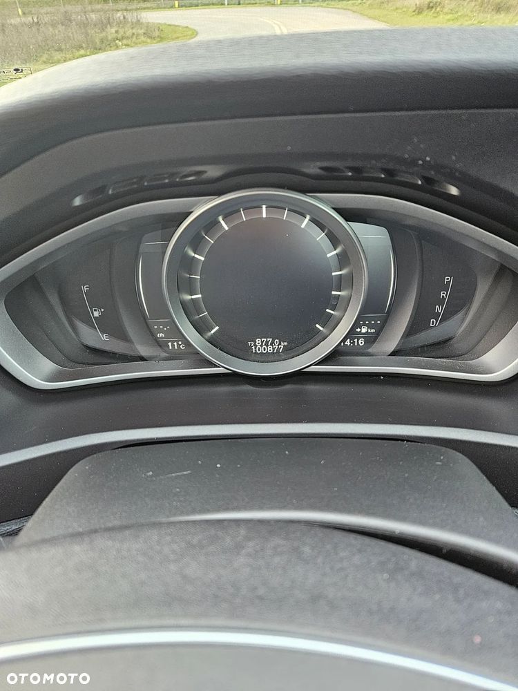 Volvo V40 T3 Drive-E Momentum - 24