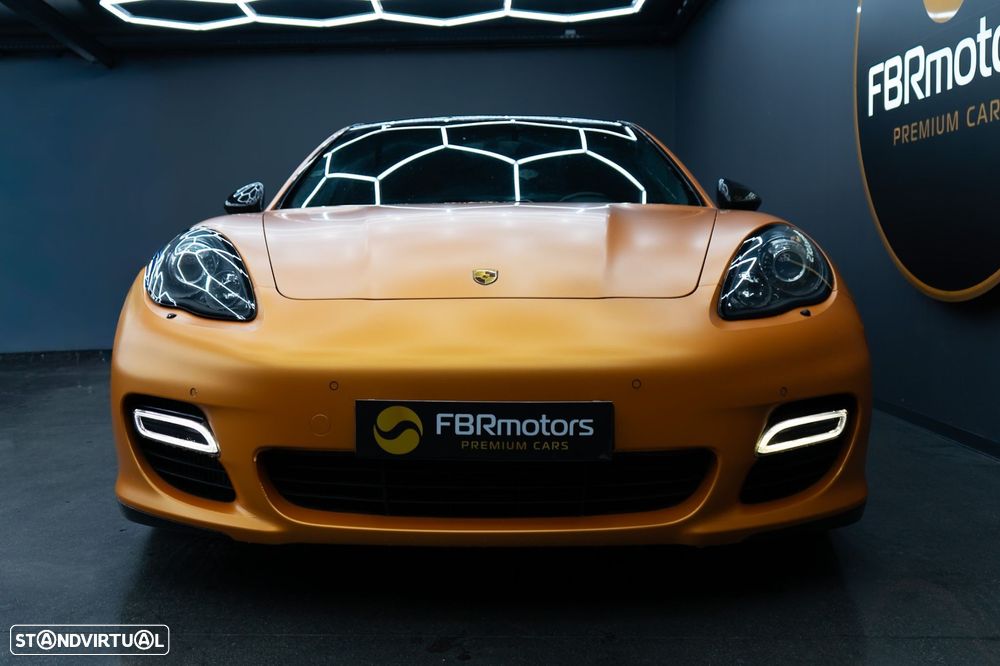 Porsche Panamera Turbo PDK - 3