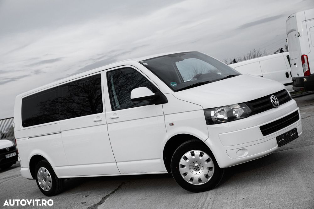 Volkswagen Caravelle - 2