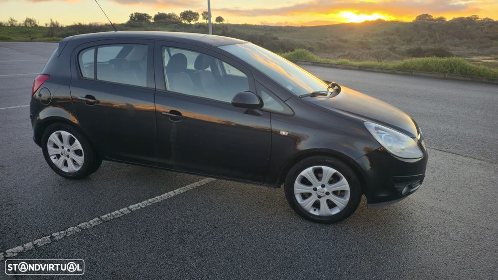 Opel Corsa 1.2 Enjoy - 4
