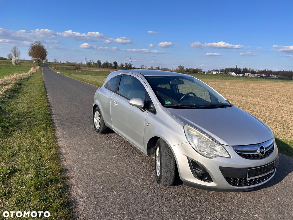 Opel Corsa 1.4 16V Satellite - 7
