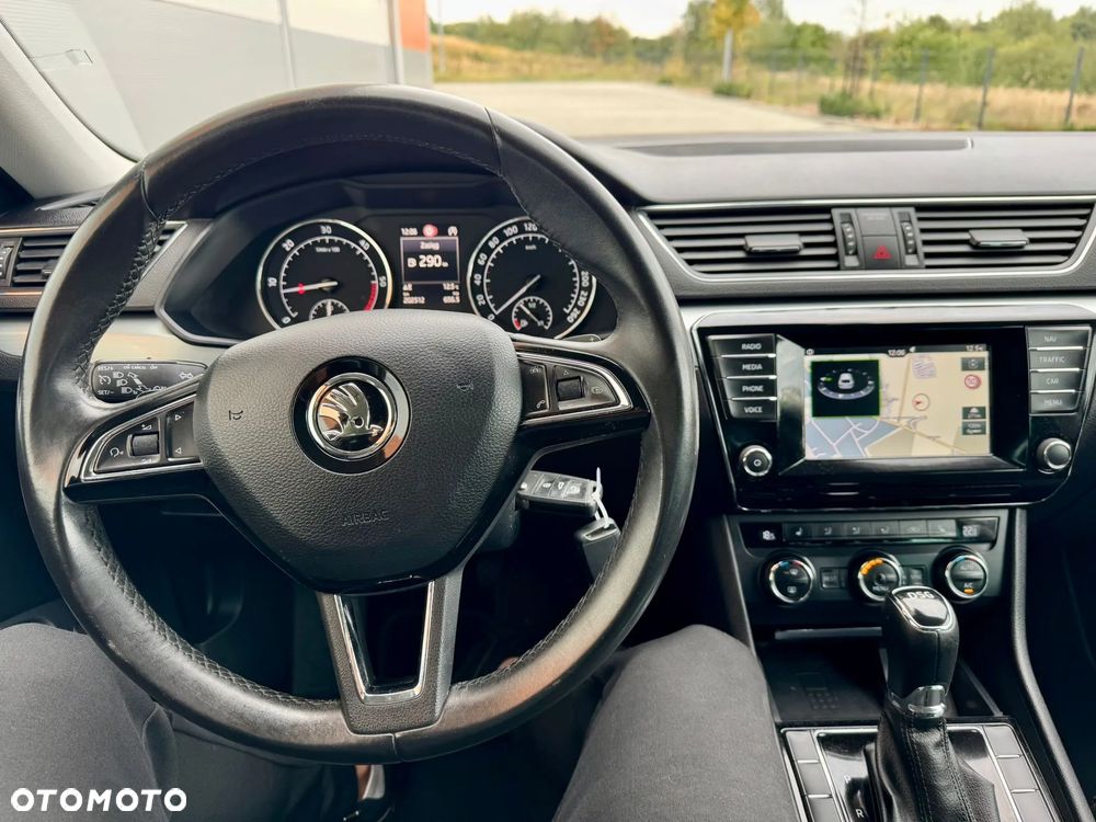 Skoda Superb 2.0 TDI DSG L&K - 8