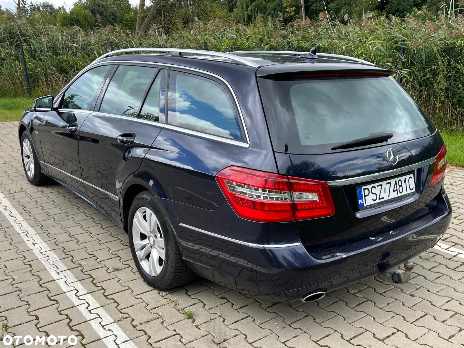 Mercedes-Benz Klasa E 350 T CDI DPF BlueEFFICIENCY 7G-TRONIC Elegance - 3