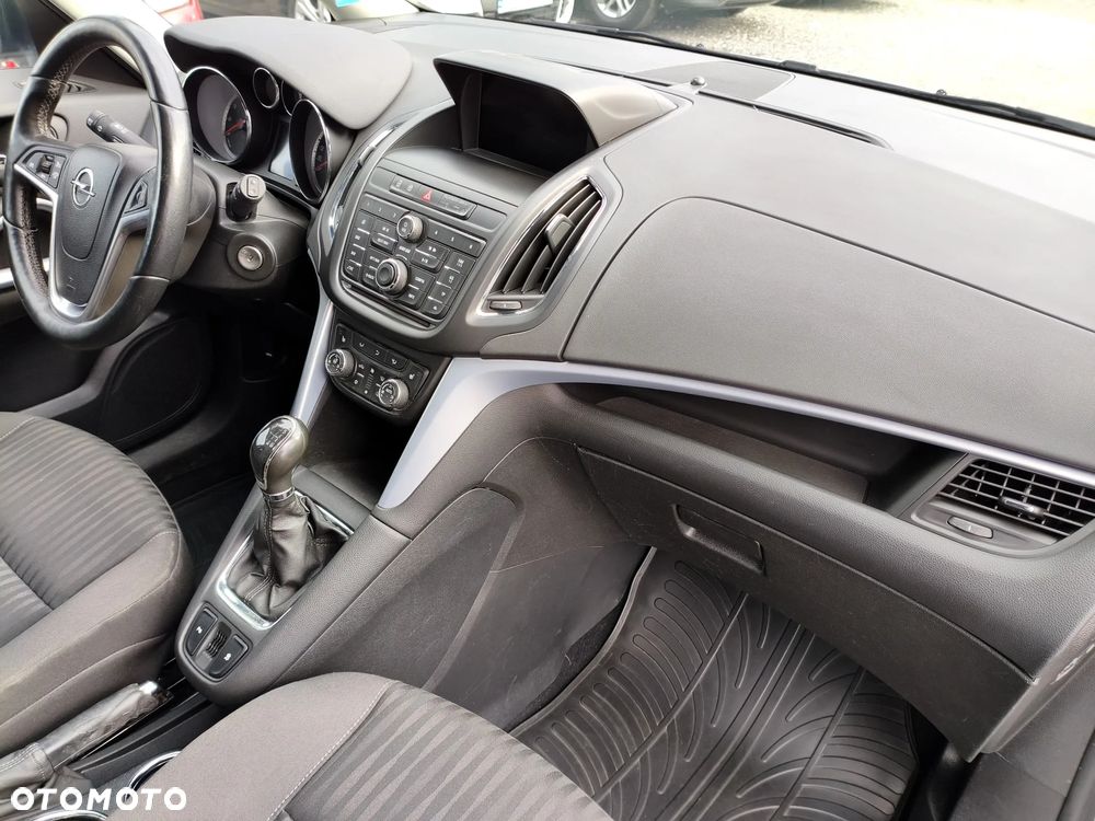 Opel Zafira Tourer 1.4 Turbo Edition - 16
