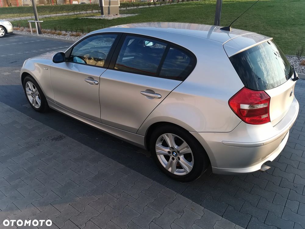 BMW Seria 1 - 2