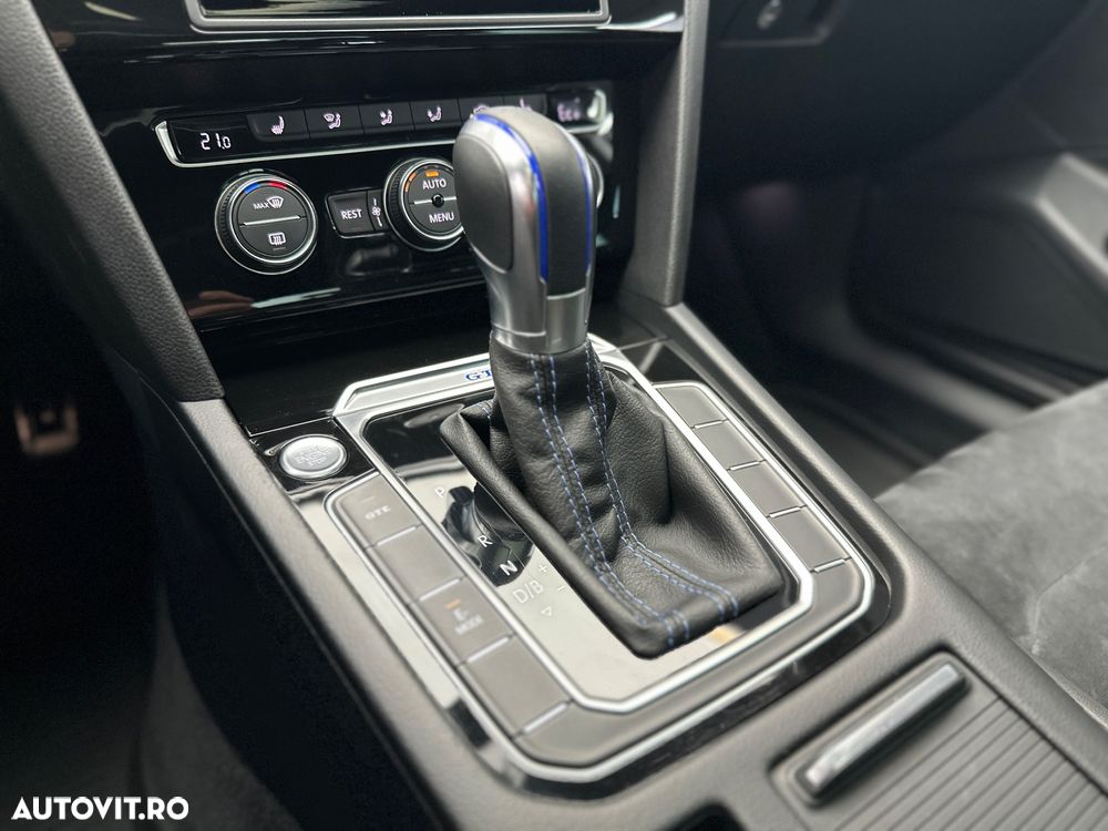Volkswagen Passat 1.4 TSI Plug-In-Hybrid DSG GTE - 30