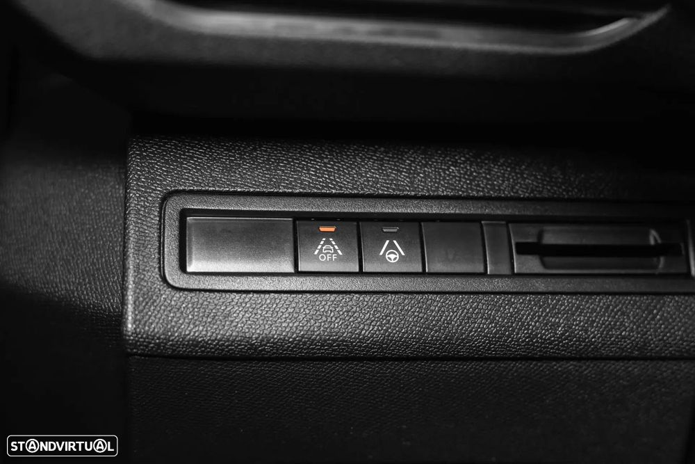 Peugeot 5008 1.2 PureTech GT EAT8 - 28