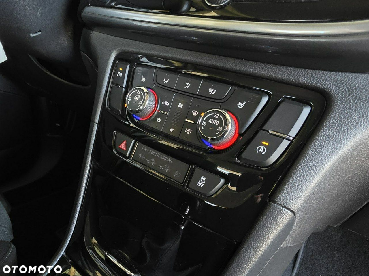 Opel Mokka - 24