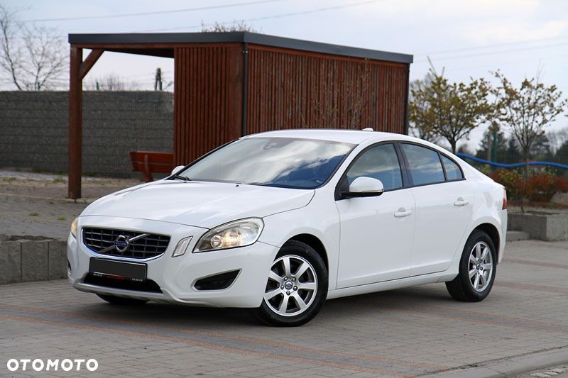 Volvo S60 - 1