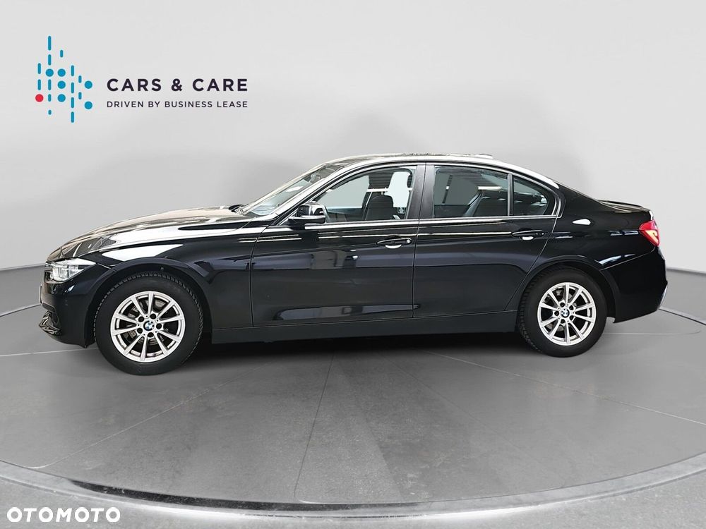 BMW Seria 3 318d - 23