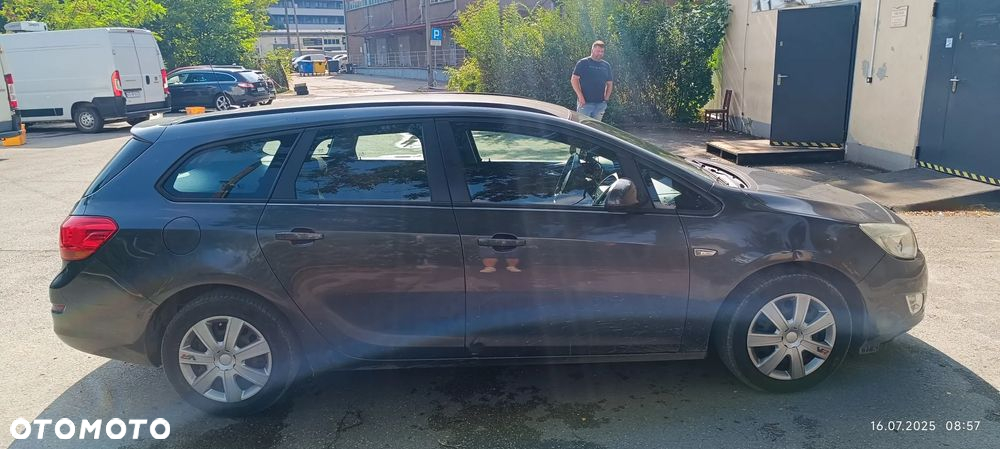 Opel Astra 1.6 Sports Tourer Edition - 3
