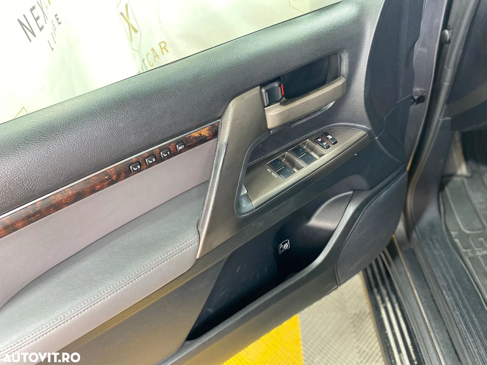 Toyota Land Cruiser V8 4.5 Aut Executive - 7