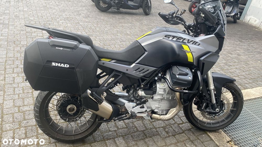 Moto Guzzi Stelvio - 5