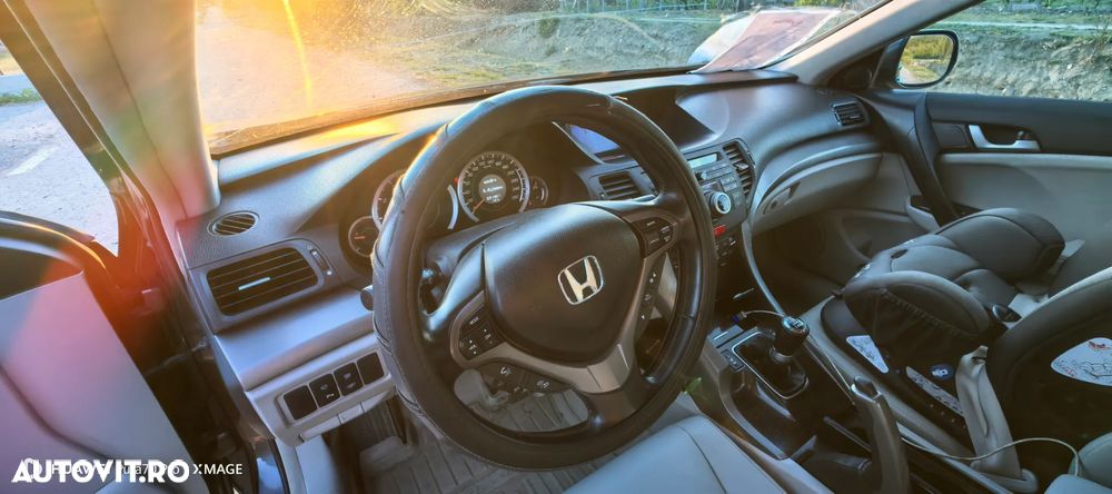 Honda Accord 2.2 i-DTEC Executive Navig - 12