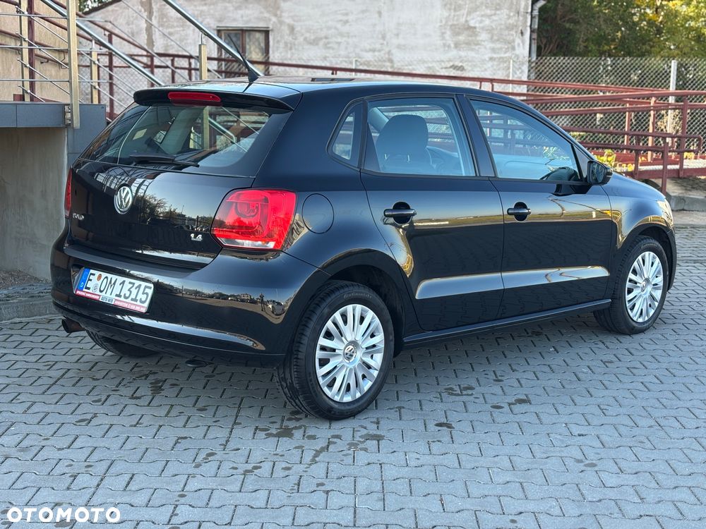 Volkswagen Polo 1.4 16V Comfortline - 4