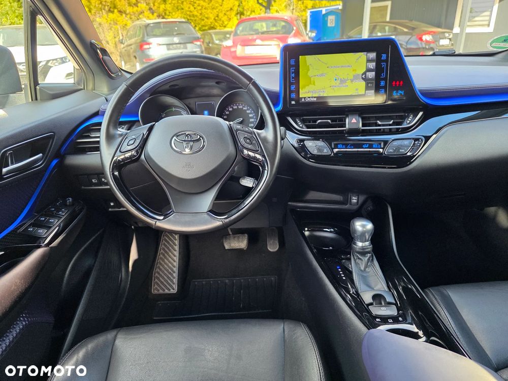 Toyota C-HR Style Selection - 30