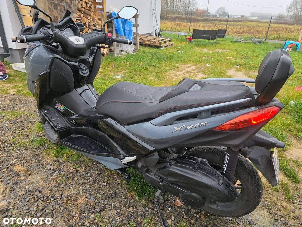 Yamaha X-max - 10