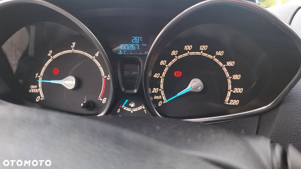 Ford B-MAX 1.5 TDCi Titanium X - 27