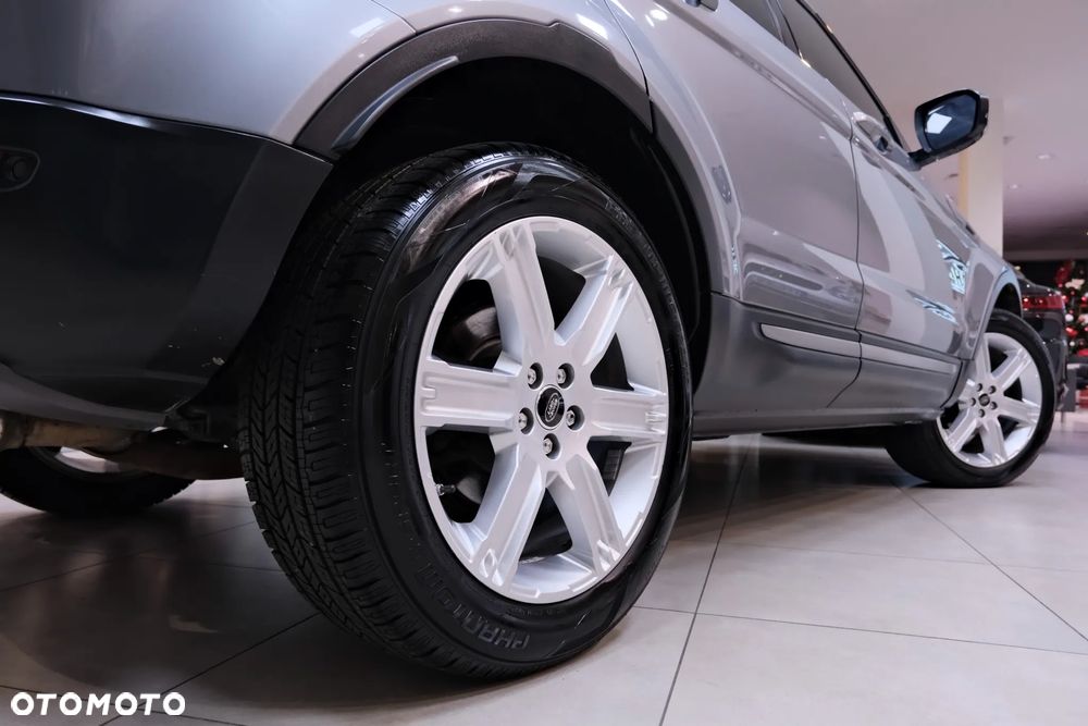 Land Rover Range Rover Evoque - 17