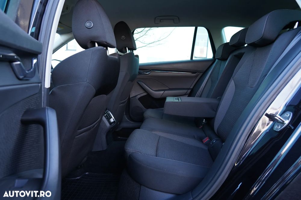 Skoda Octavia 2.0 TDI DSG Edition Plus - 16