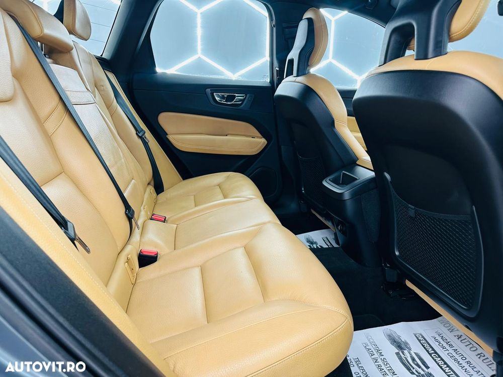 Volvo XC 60 D4 AWD Geartronic Momentum - 7