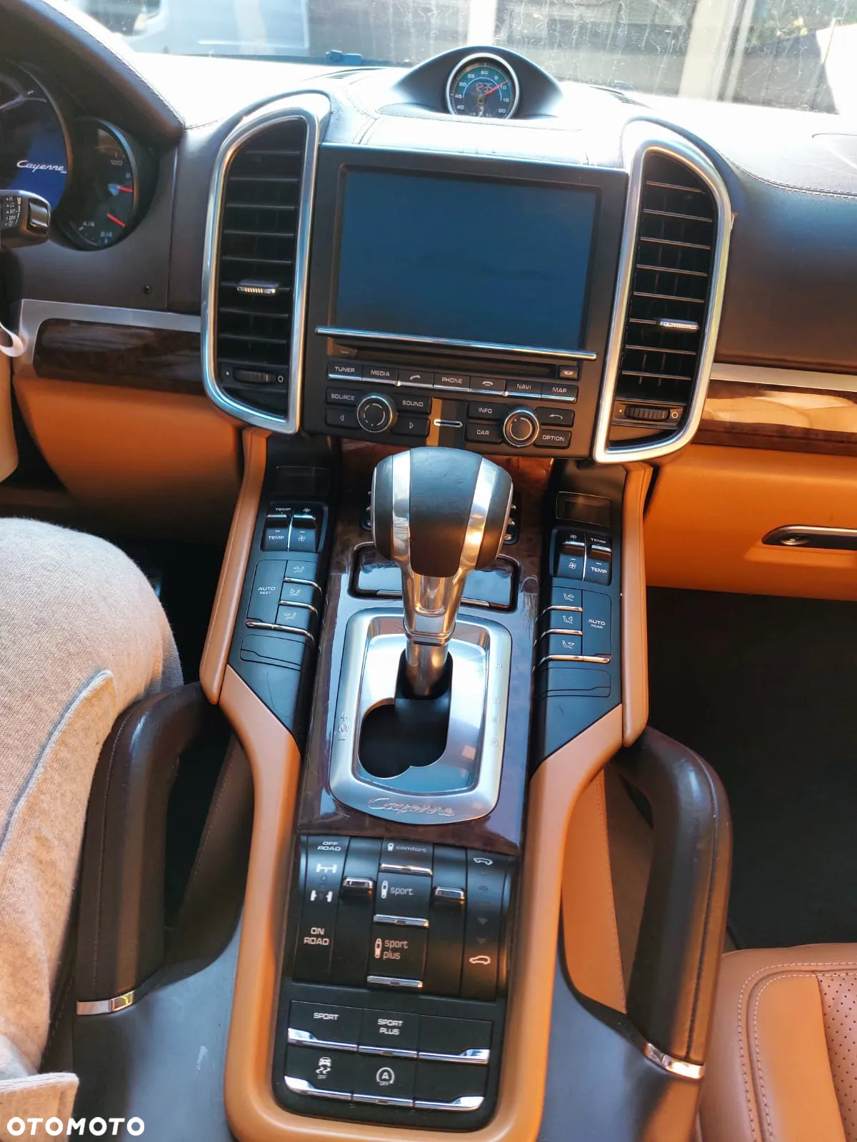 Porsche Cayenne Standard - 10