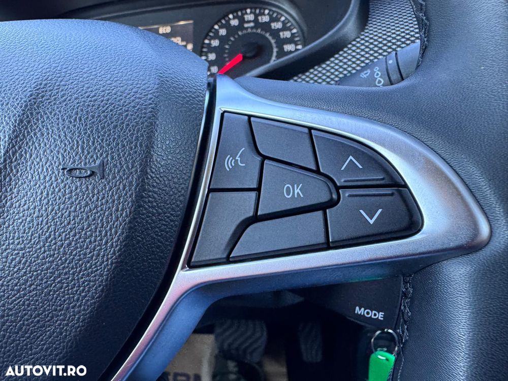 Dacia Logan TCe 90 CVT Comfort - 21