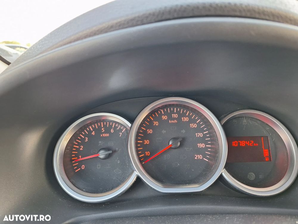 Dacia Logan 1.5 dCi Ambiance - 11