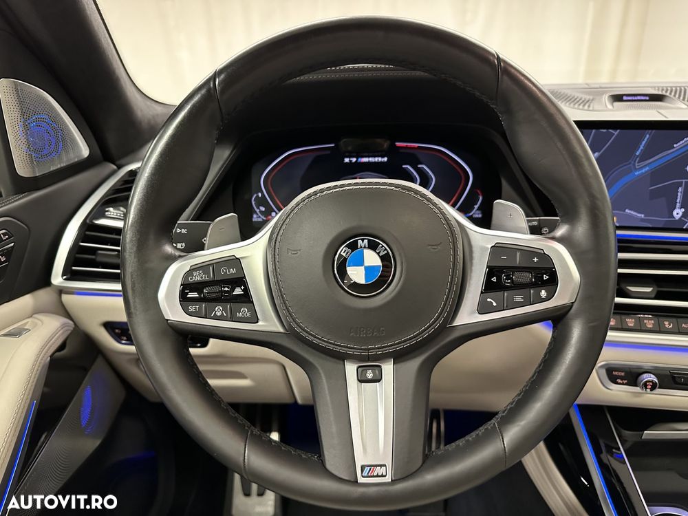 BMW X7 - 25