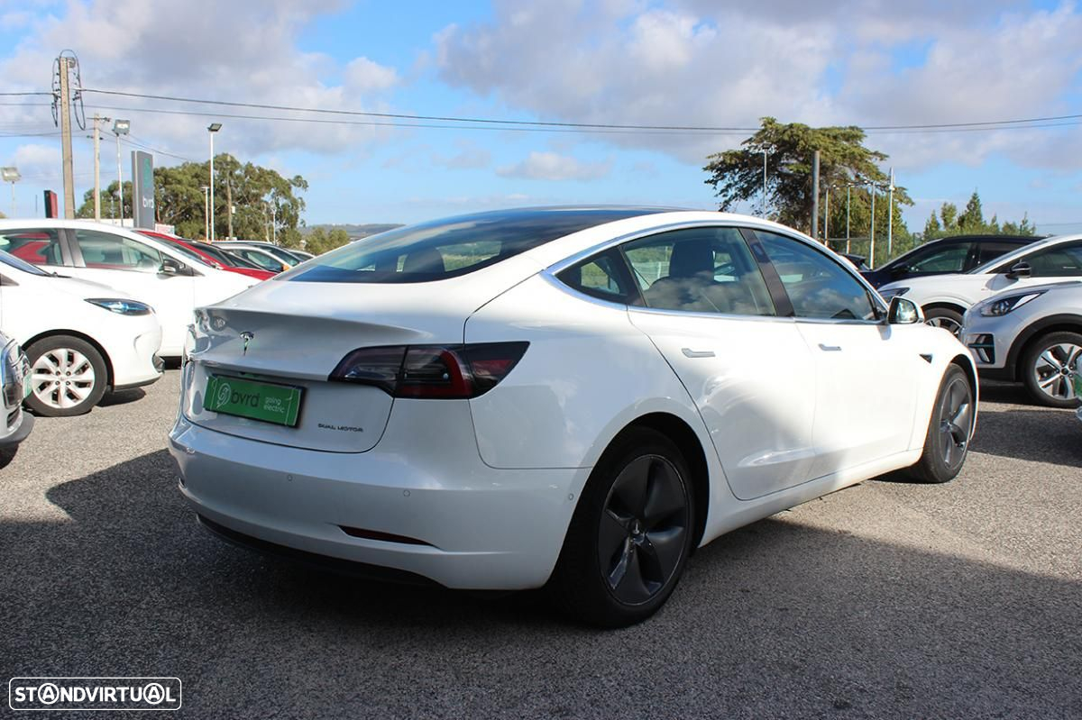 Tesla Model 3 Long-Range Dual Motor AWD - 12