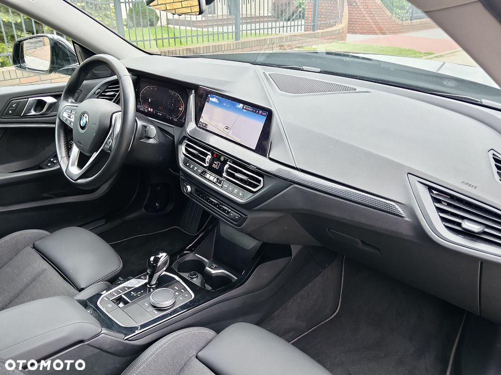 BMW Seria 2 220d Sport-Aut Luxury Line - 12