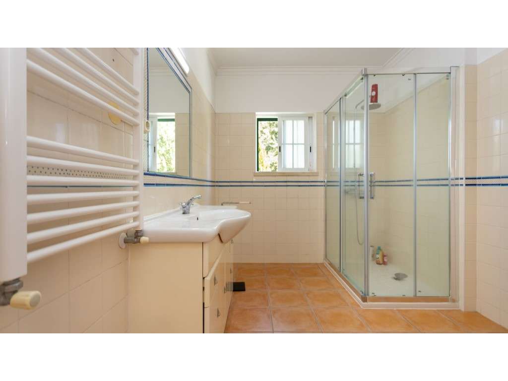 Moradia T4 com Piscina em Sesimbra | A 10 min das Praias - Grande imagem: 4/30