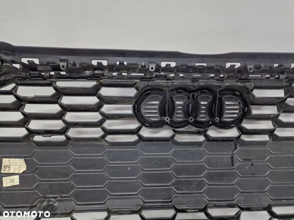 AUDI A3 8Y0 S-LINE 20- ATRAPA / GRILL PRZEDNI PRZÓD BEZ PDC , CZARNY MATOWY Z CZARNĄ RAMKĄ , NR 8Y0853651B , NR AUKCJI GL369 - 14