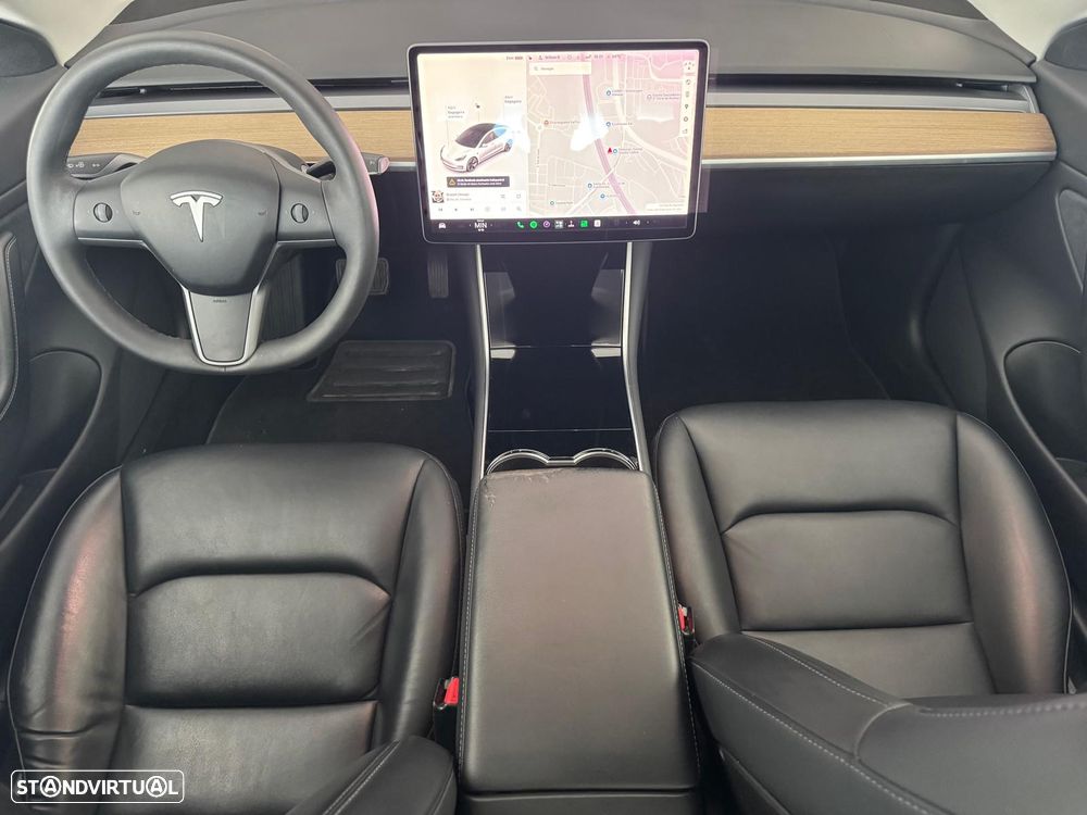 Tesla Model 3 - 12