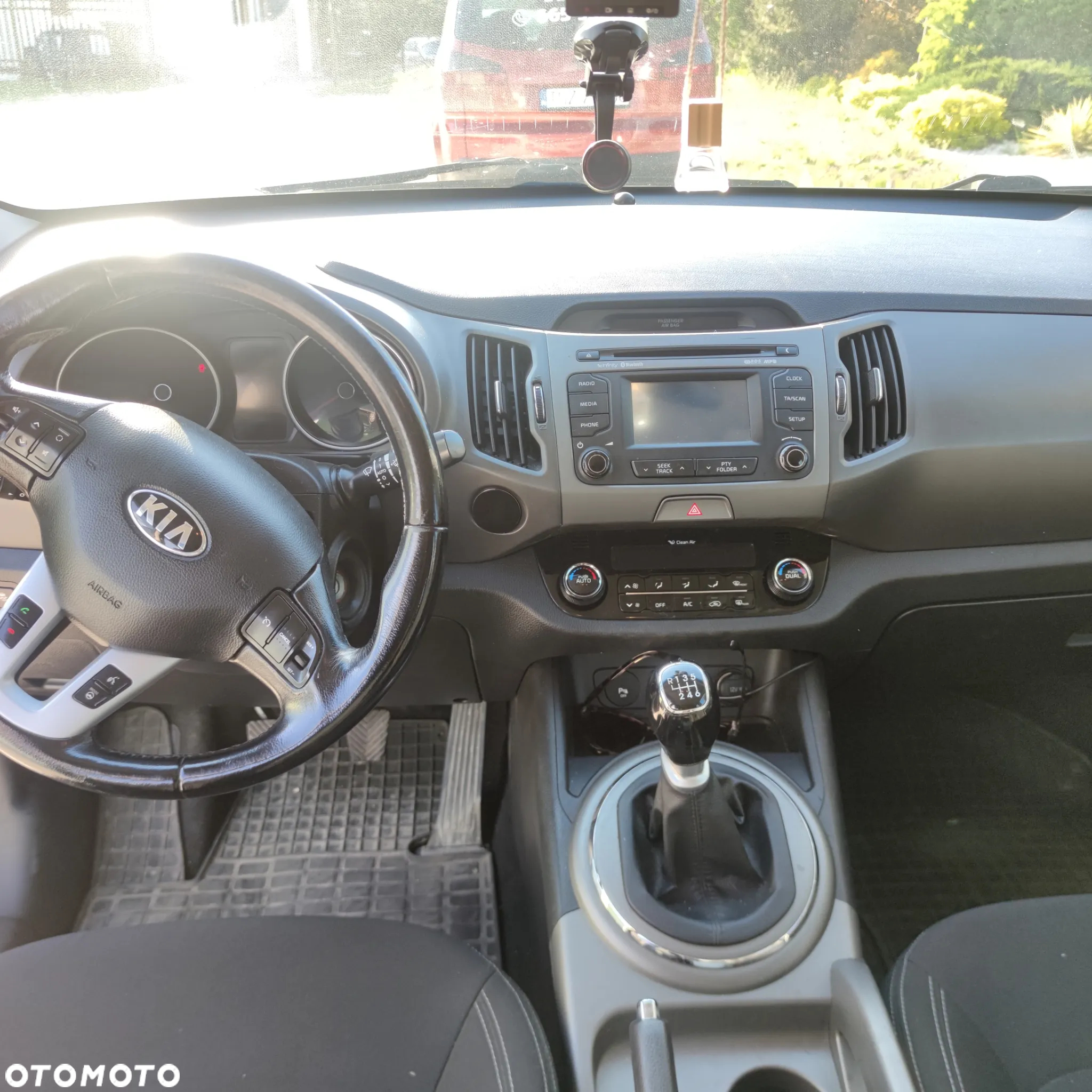 Kia Sportage 1.7 CRDI Business Line L 2WD - 12