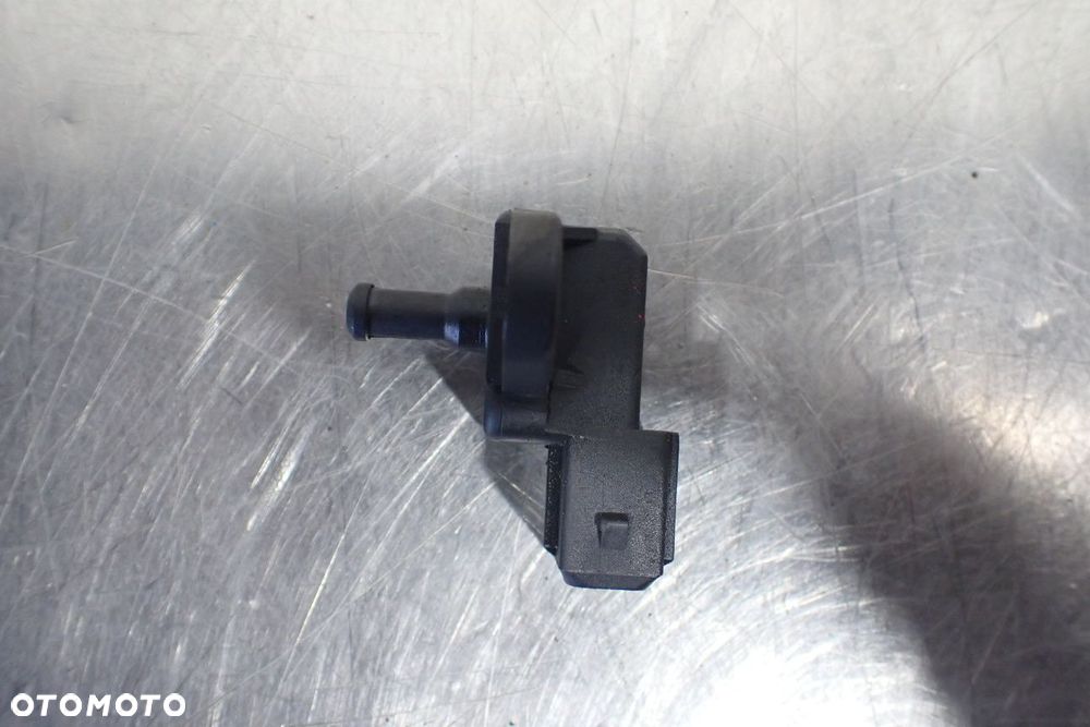 CZUJNIK CIŚNIENIA POWIETRZA COUPE I LIFT 39330-22000 - 1