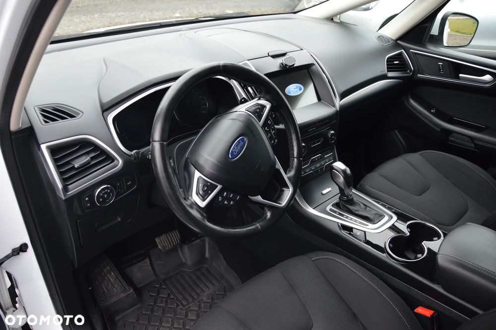 Ford S-Max - 27