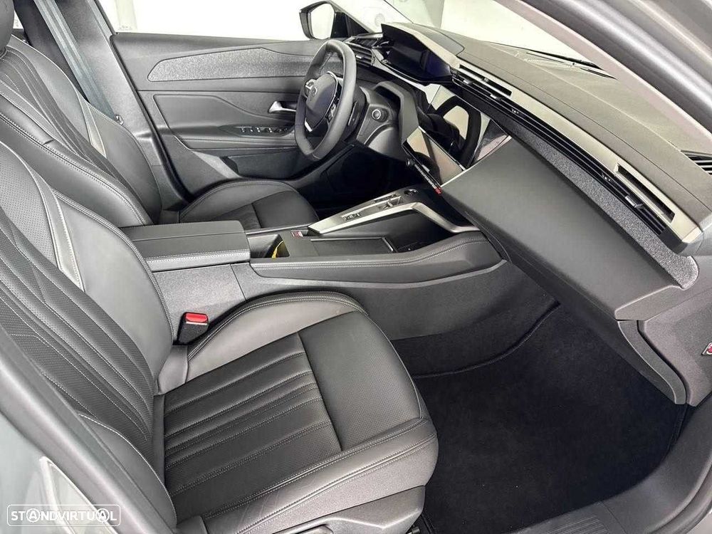 Peugeot 408 1.6 Hybrid Allure e-EAT8 - 14