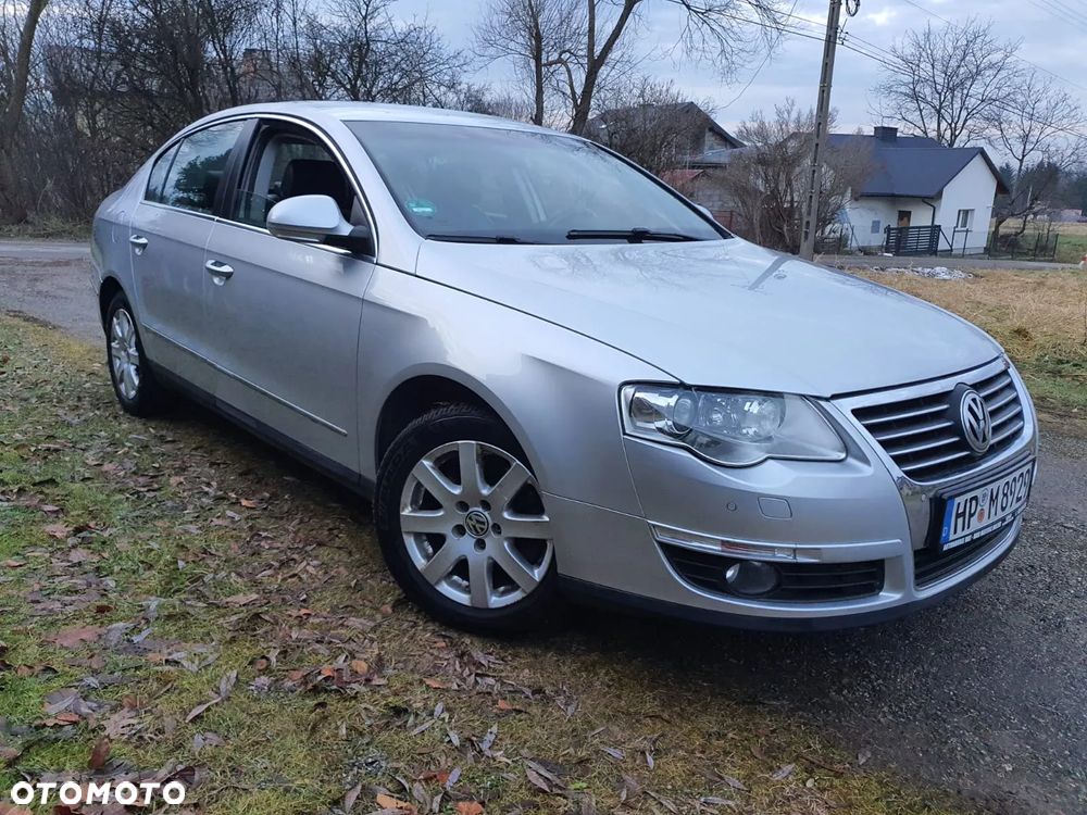 Volkswagen Passat 2.0 FSI Highline - 3